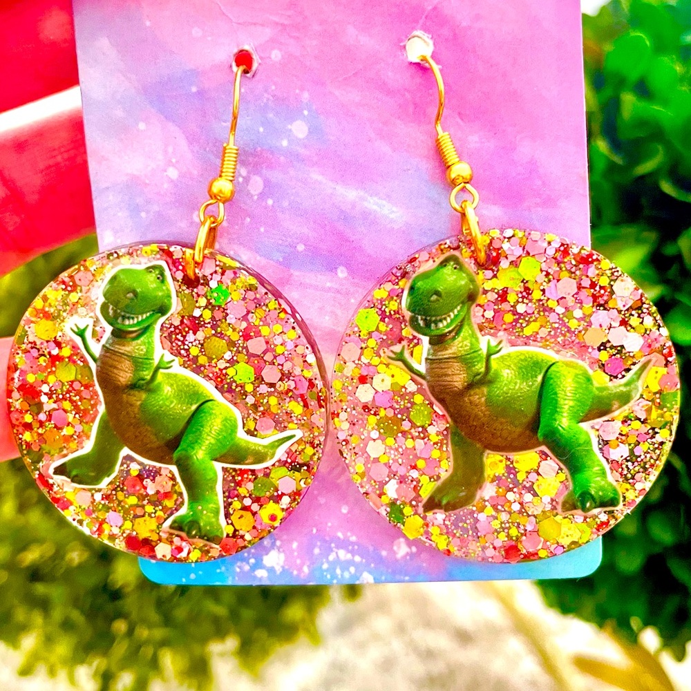 Rex Acrylic Dangle Earrings